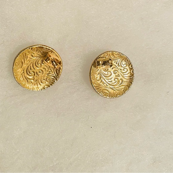 1928 Faux Pearl Goldtone Studs - Picture 2 of 2